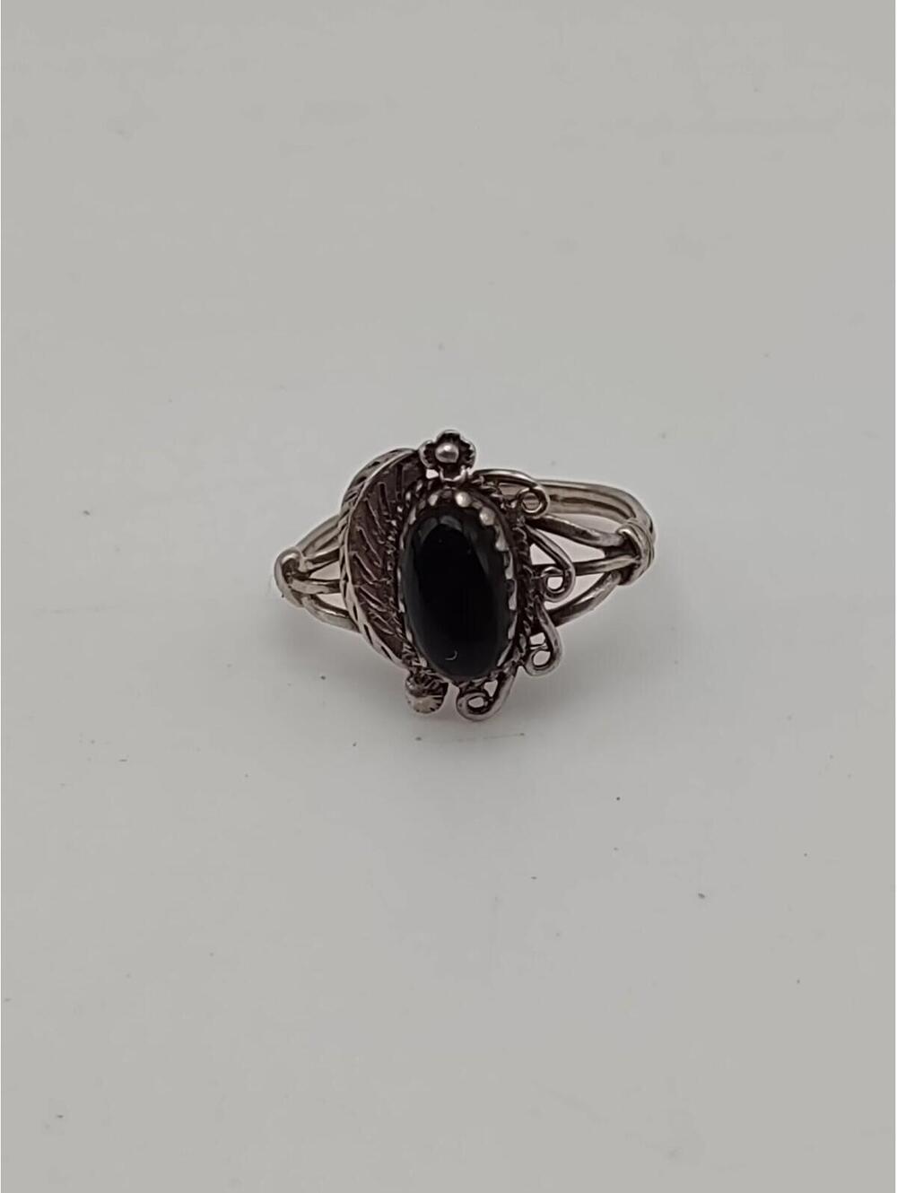 Vintage Sterling Silver Black Onyx Ring Sz 7.5